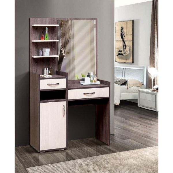 Спальня «Венеция 9», кровать 140 ? 200 см, шкаф 3-х дверный, 2 тумбочки, комод, стол туалетный