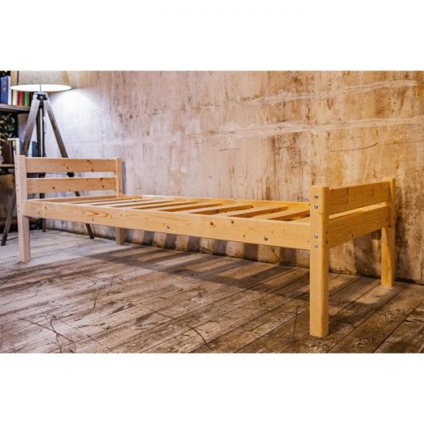 Односпальная кровать «Светлячок», 700 ? 1900 мм, массив, цвет сосна