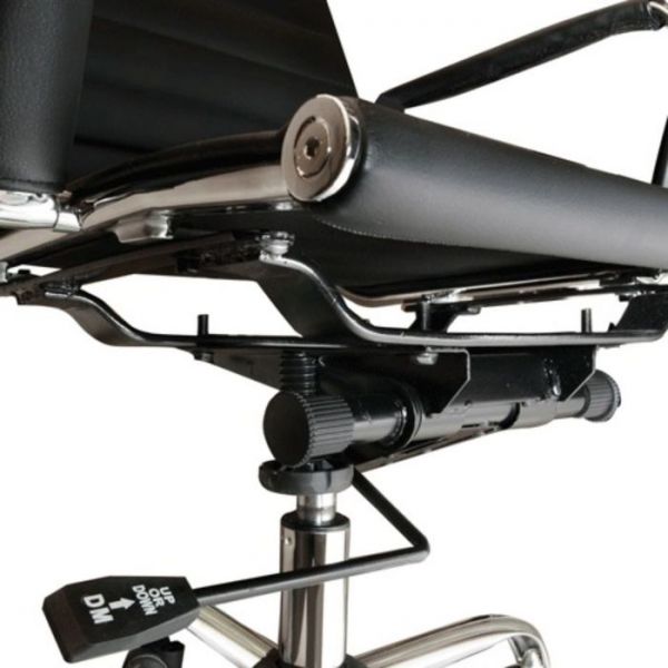 Кресло офисное BRABIX Energy EX-509, рециклированная кожа, хром, бежевое