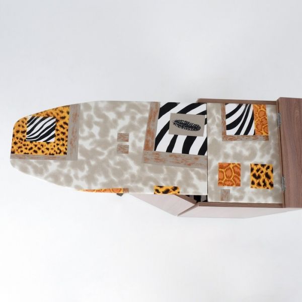 Комод с гладильной доской К1, 410 ? 421 ? 840, ясень шимо тёмный / ясень шимо светлый